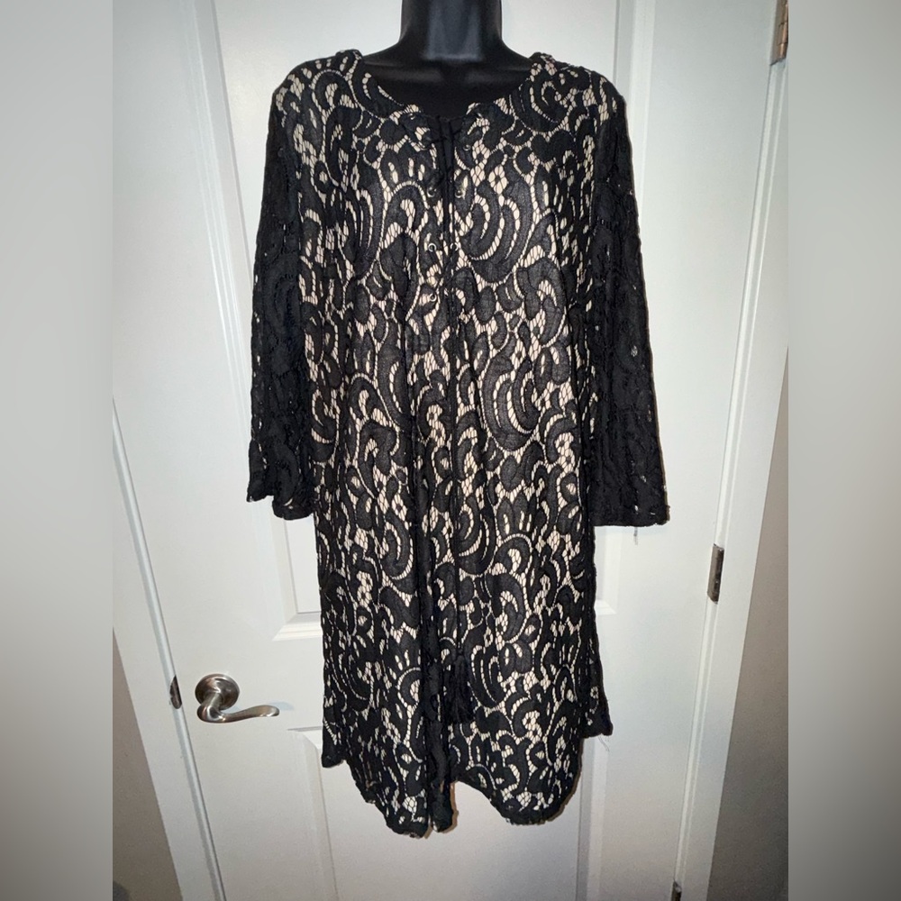 Perch by Blu-Pepper Elegant Black and Cream Midi Lace Overlay Dress Size 2XL